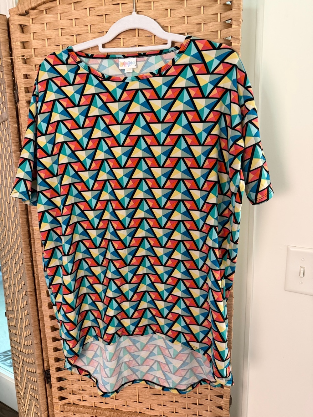 LuLaRoe Geometric Print Short Sleeve Women’s Top - Multicolor xxs